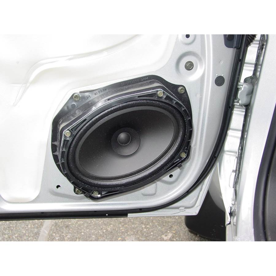 2005 Nissan Frontier Front door speaker