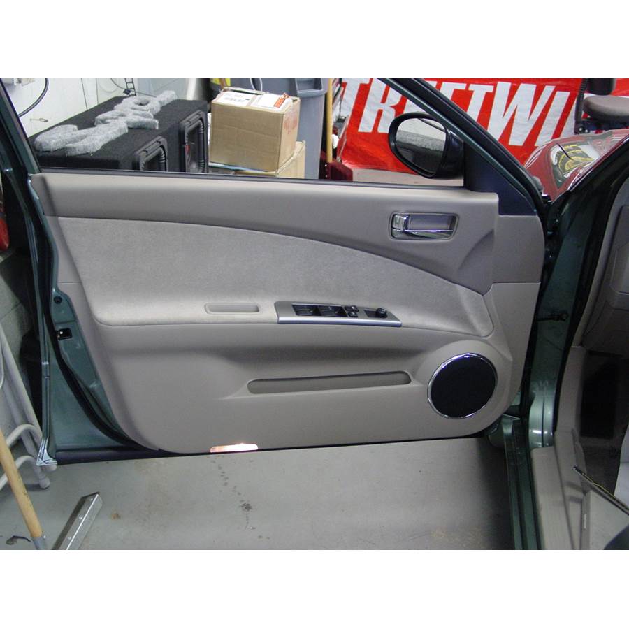 2006 Nissan Altima Front door speaker location