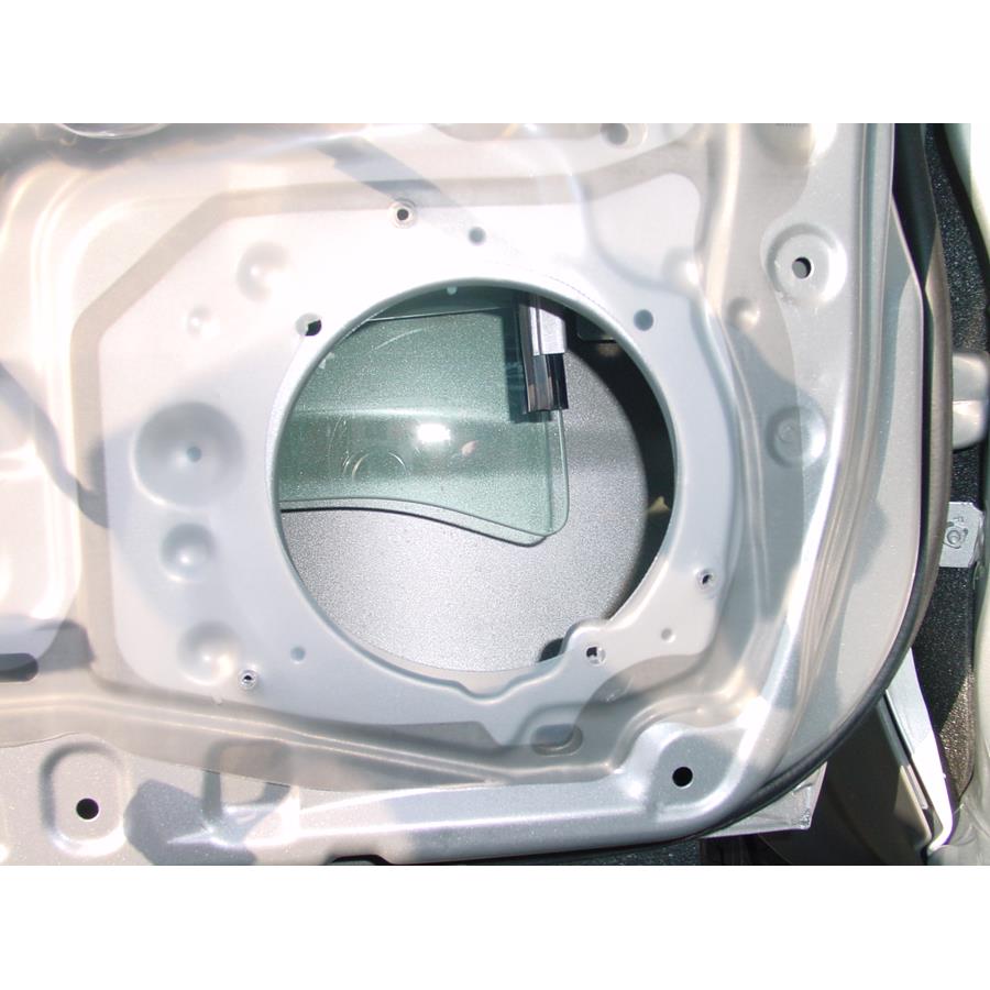 2003 Nissan Xterra Front speaker removed