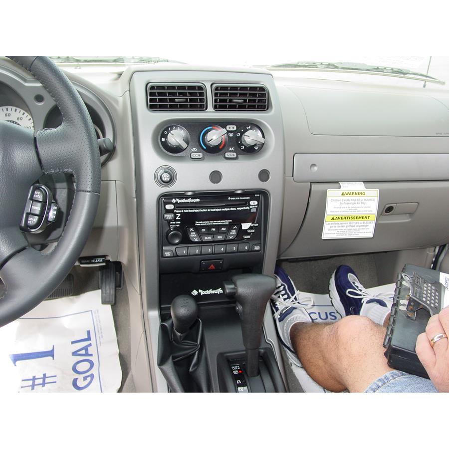 2004 Nissan Xterra Factory Radio