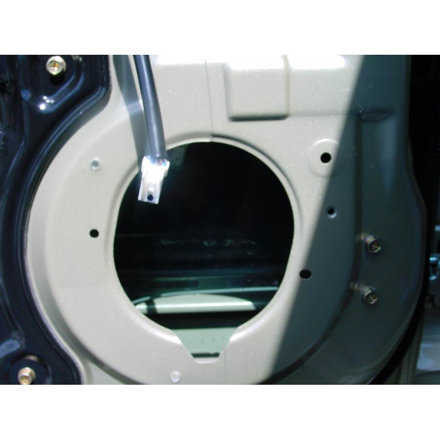 2002 Nissan Altima Front speaker removed