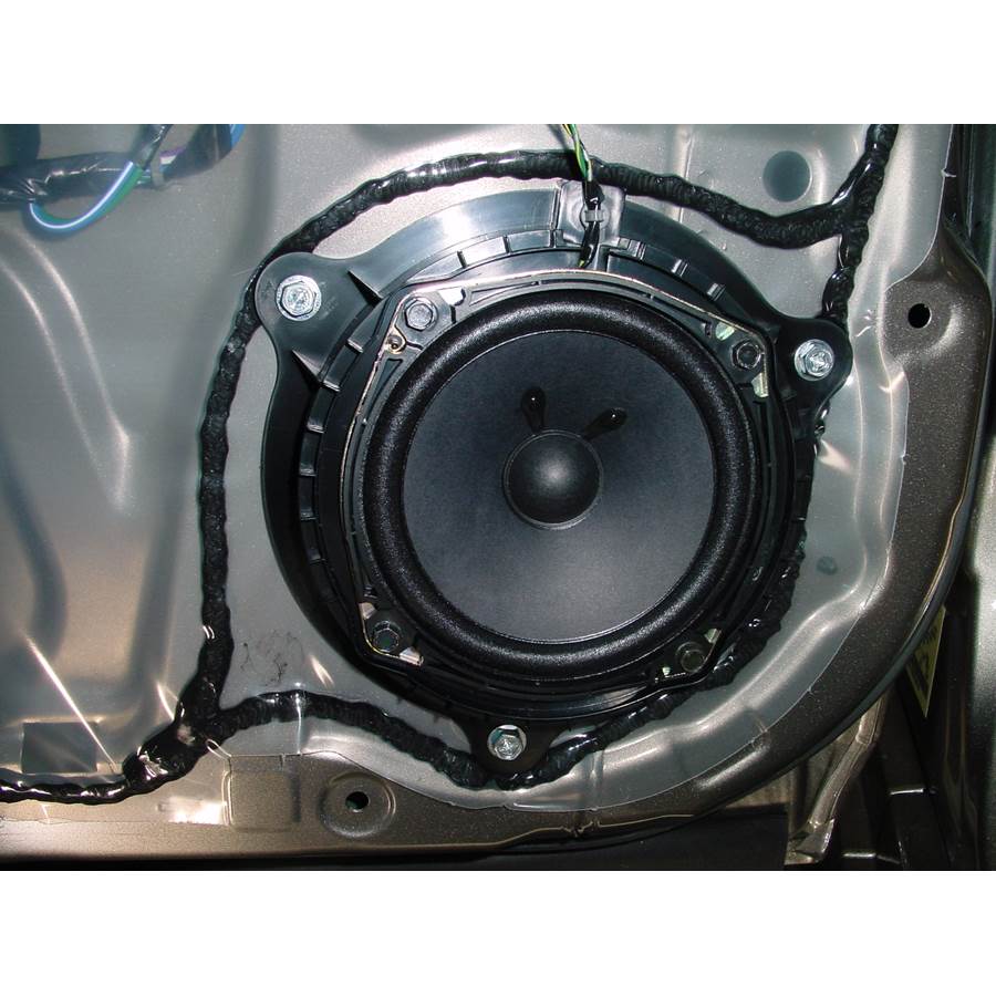 2002 Nissan Altima Rear door speaker
