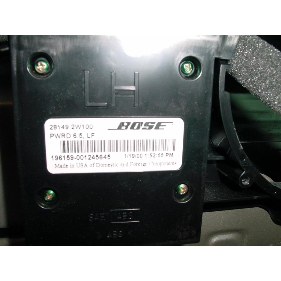 2003 Infiniti QX4 Factory amplifier