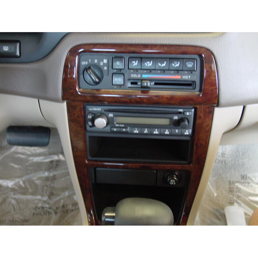 2001 Nissan Altima Factory Radio