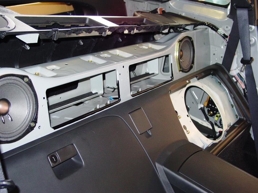 Upgrading the Stereo System in Your 2003-2005 Nissan 350Z 2000 mercury grand marquis radio wiring diagram 