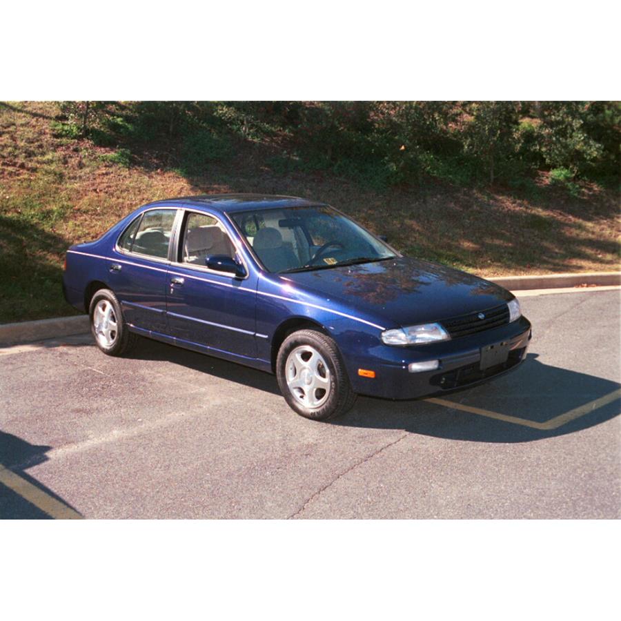 1997 Nissan Altima Exterior