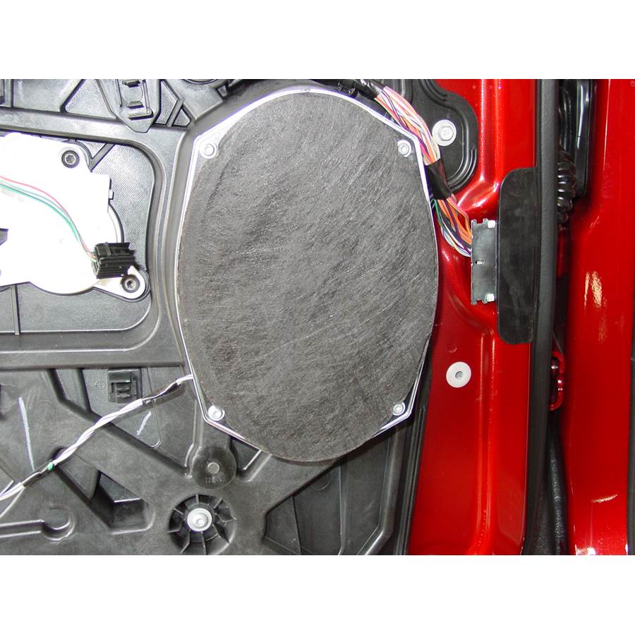 2009 Volkswagen Routan Front door speaker