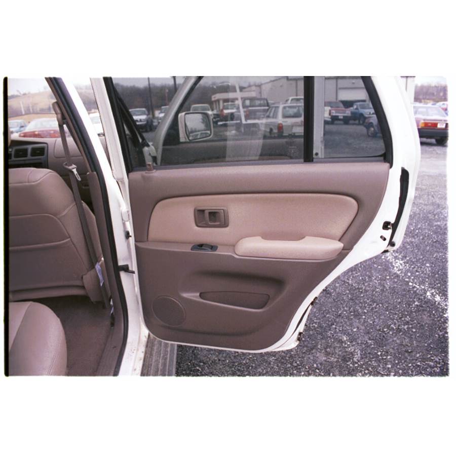 2000 Toyota 4Runner Front door speaker location
