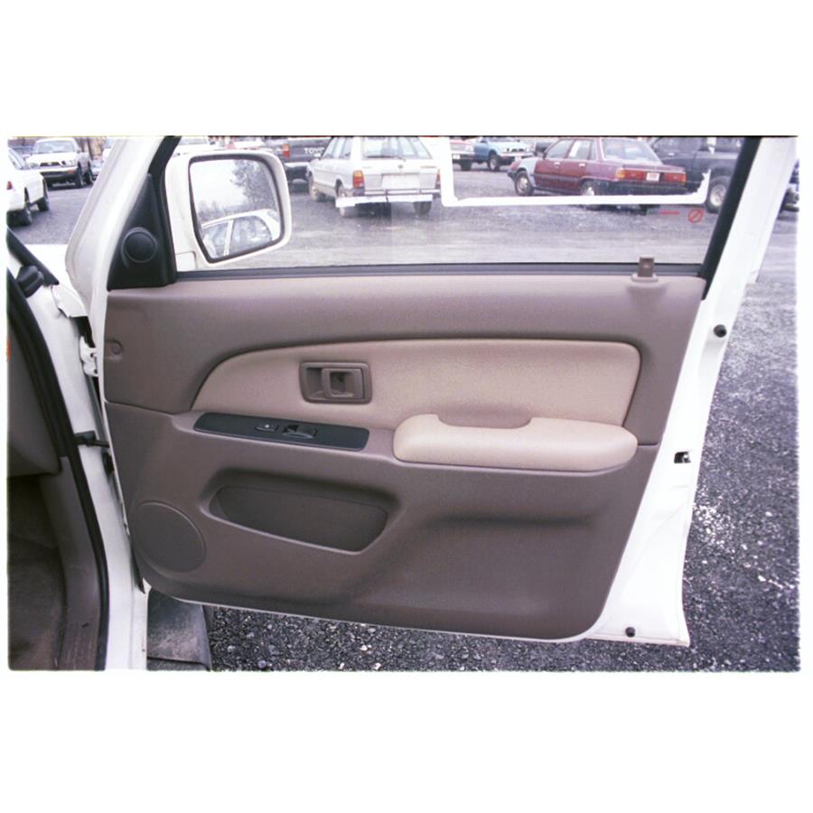 1998 Toyota 4Runner Front door speaker location