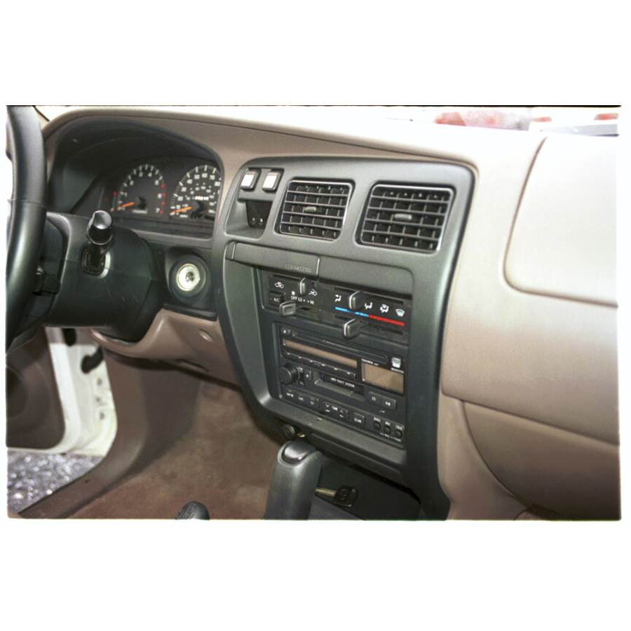 1998 Toyota 4Runner Factory Radio