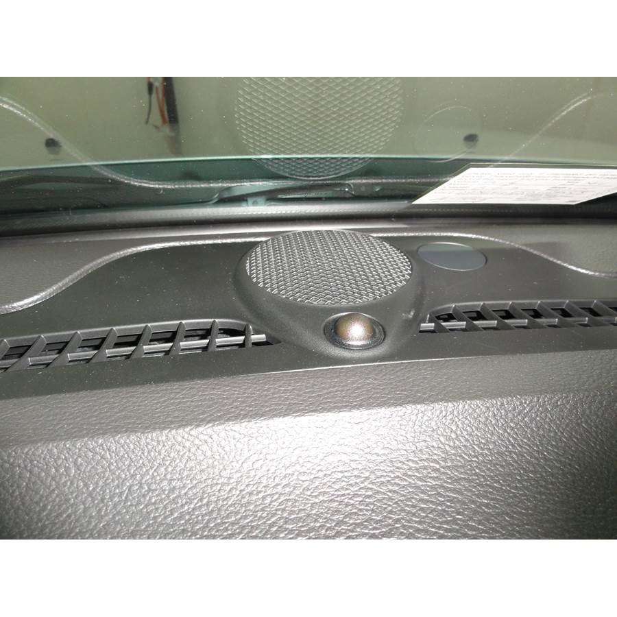 2012 Dodge Durango Center dash speaker location