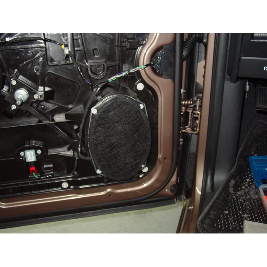 2010 Dodge Ram 2500 Front door speaker