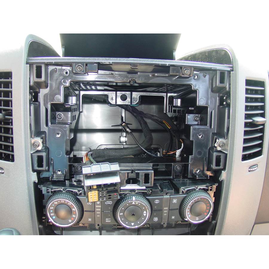 2007 Dodge Sprinter Passenger Factory radio removed