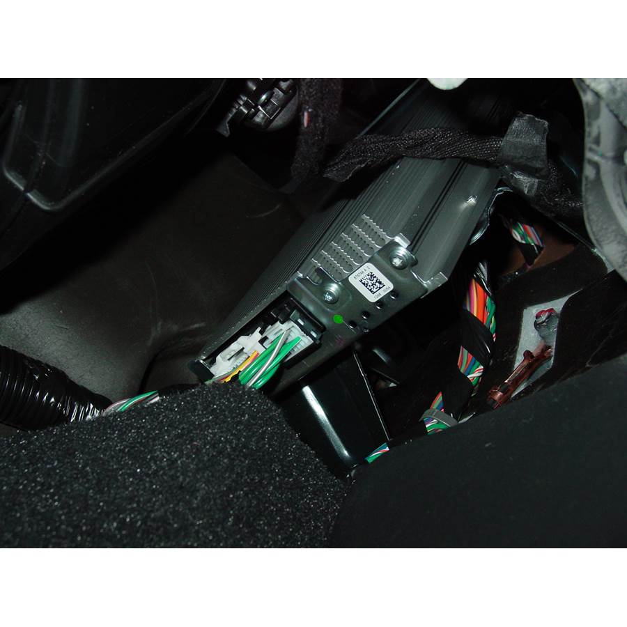 2009 Dodge Journey Factory amplifier