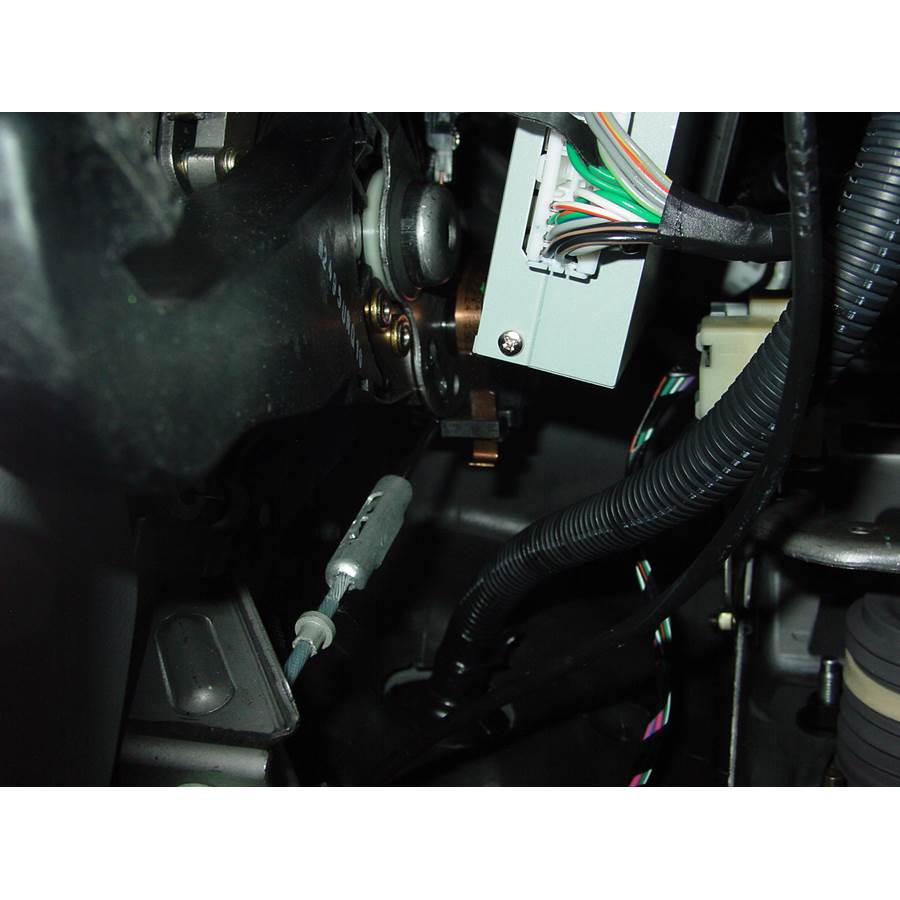 2008 Dodge Magnum Factory amplifier