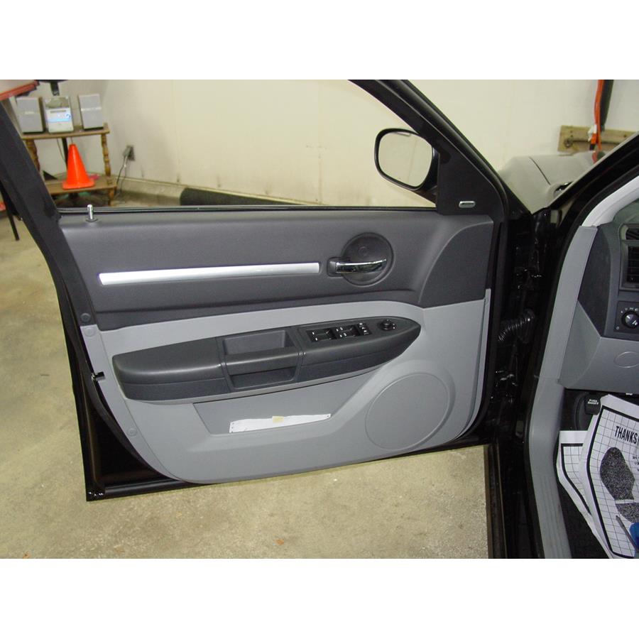 2008 Dodge Magnum Front door speaker location