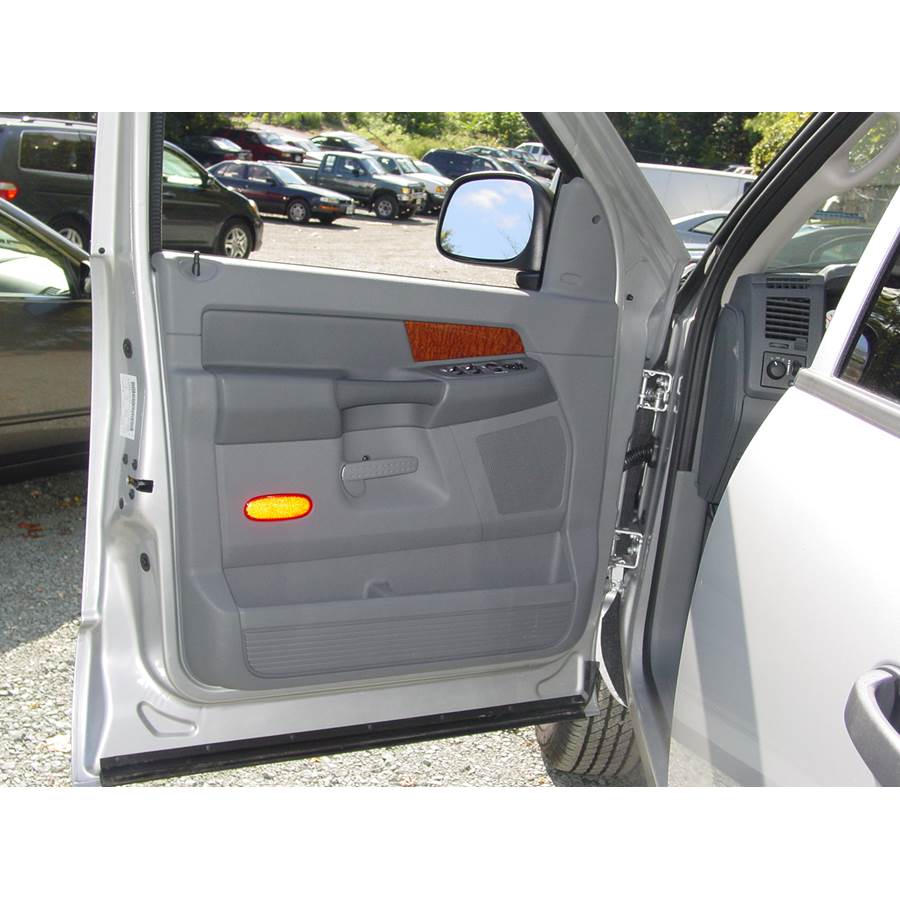 2008 Dodge Ram 1500 Front door speaker location