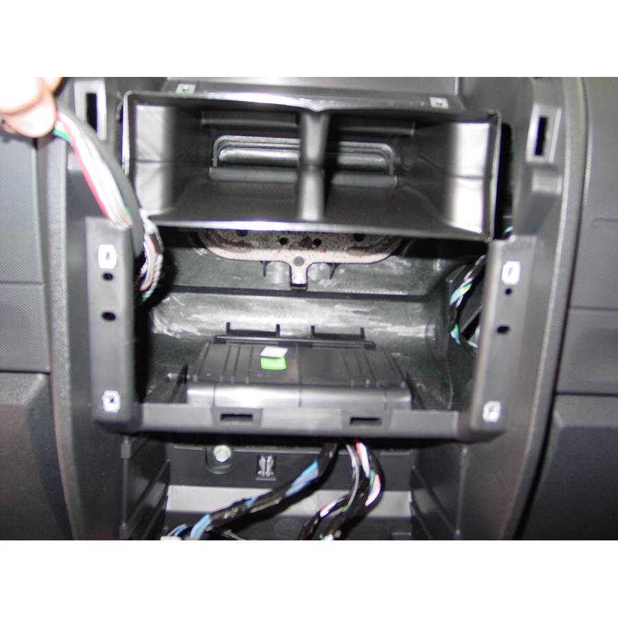 2008 Dodge Nitro Factory radio removed