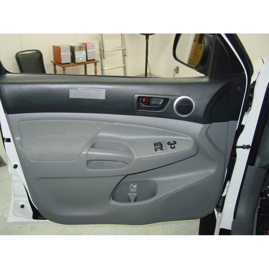 2011 Toyota Tacoma Front door speaker location