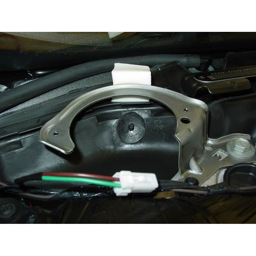 2005 Dodge Neon Dash speaker removed