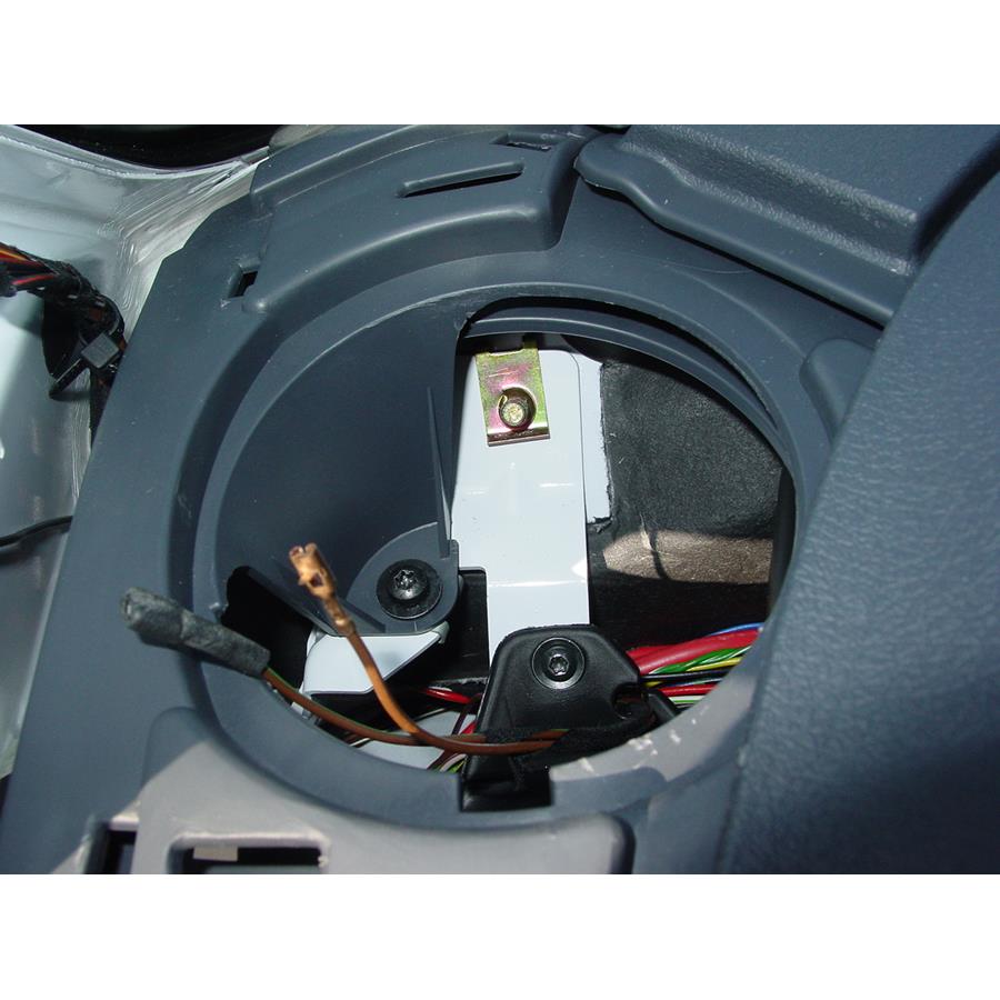 2006 Dodge Sprinter Dash speaker removed