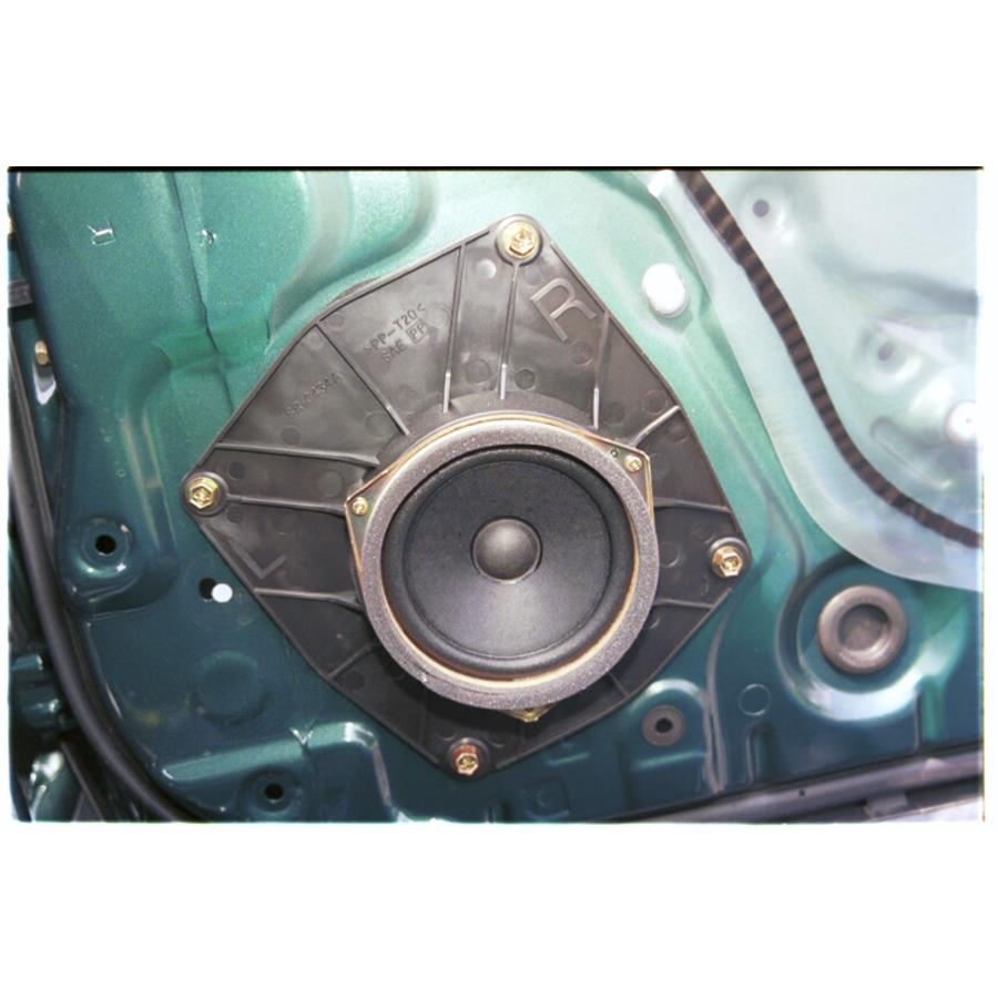 2000 Toyota RAV4 Front door speaker