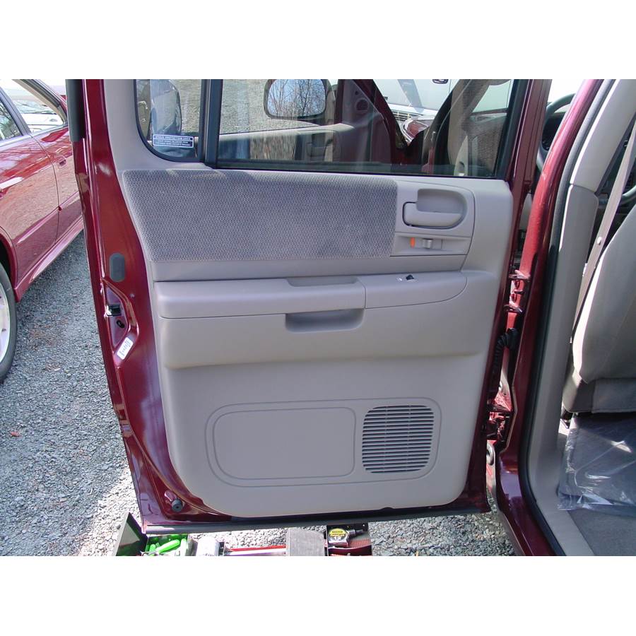 2001 Dodge Dakota Rear door speaker location