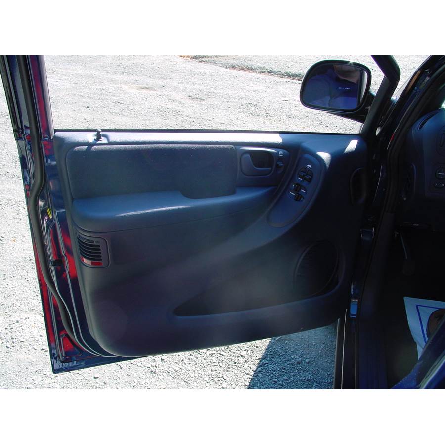 2005 Dodge Grand Caravan Front door speaker location