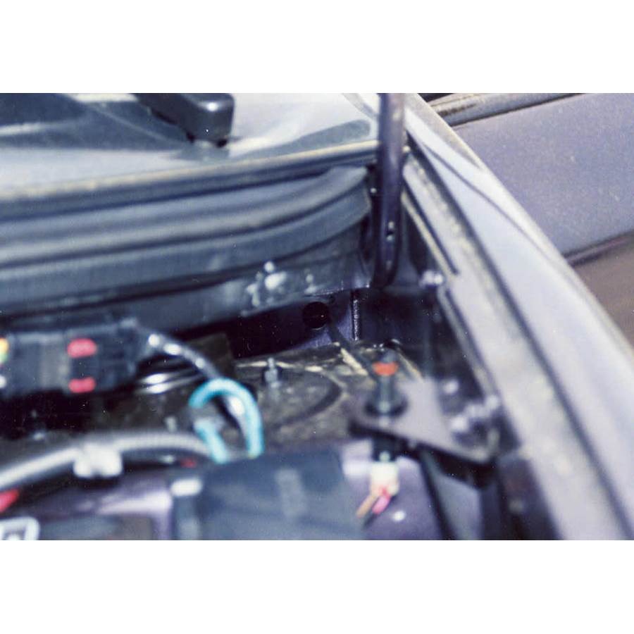 1998 Chrysler Town and Country Firewall access
