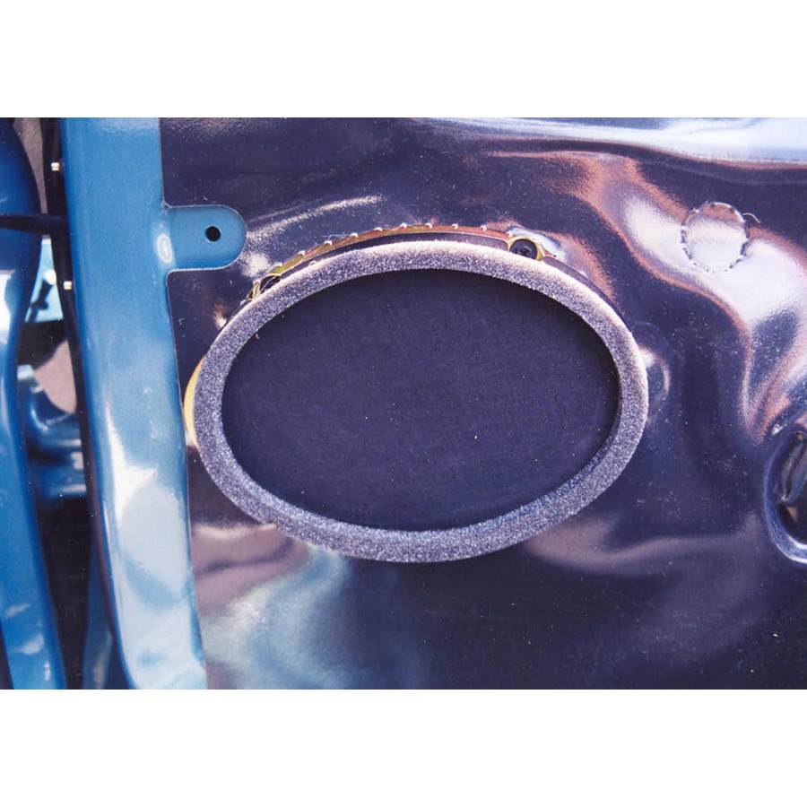 1998 Chrysler Town and Country Front door speaker