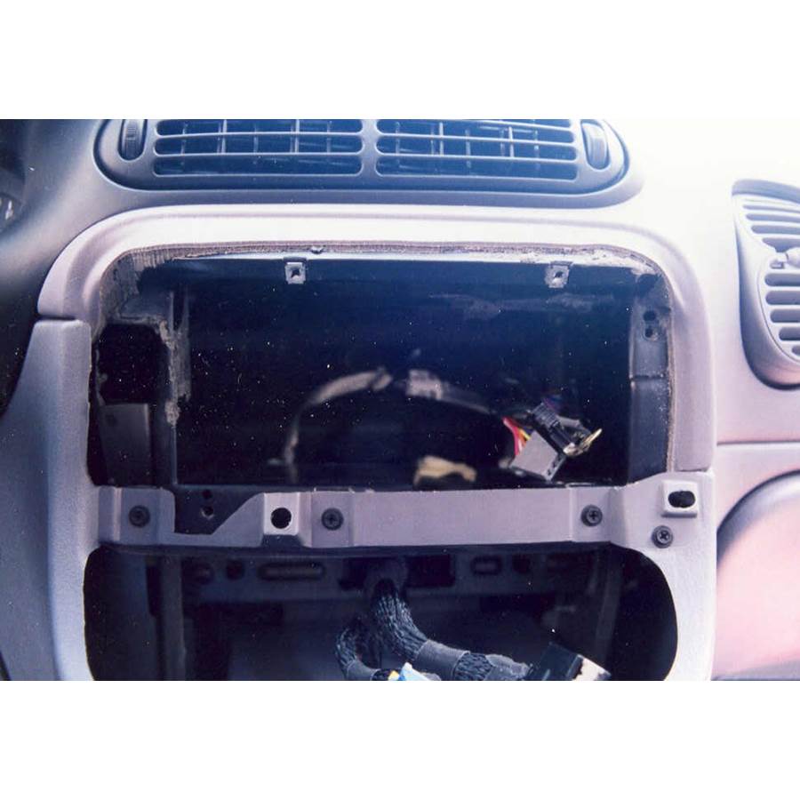 2000 Chrysler Voyager Factory radio removed