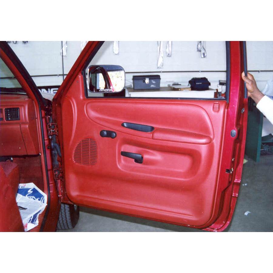 1997 Dodge Ram 1500 Front door speaker location