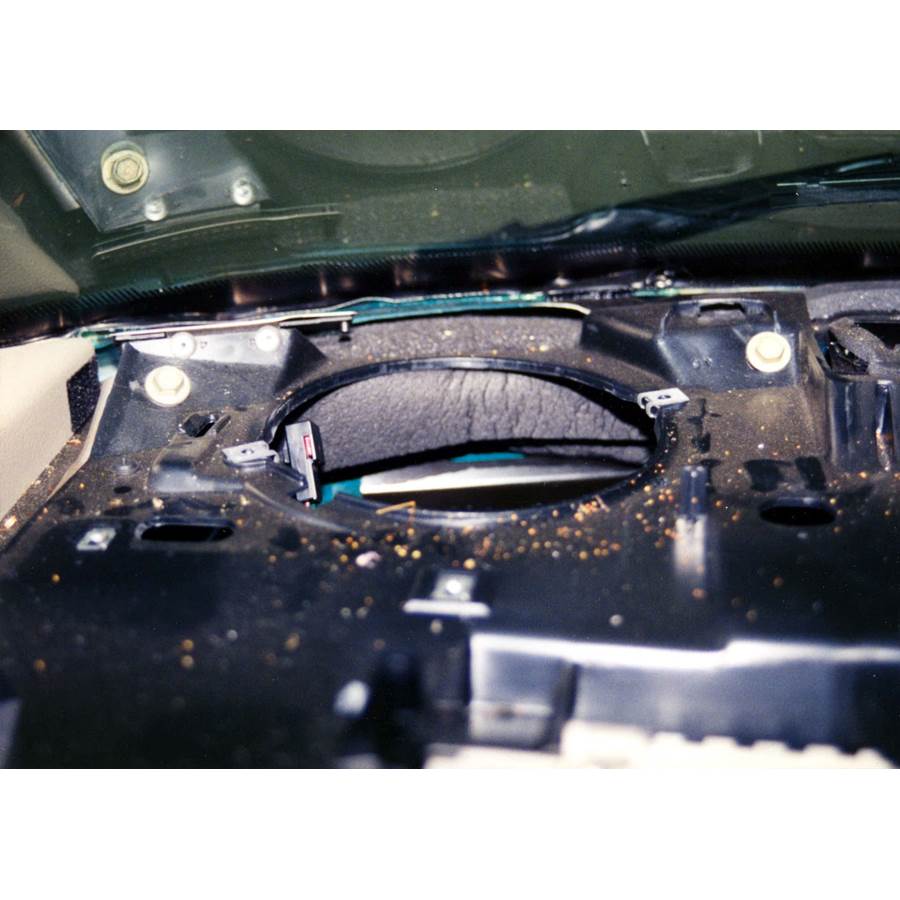 1995 Dodge Caravan Dash speaker removed