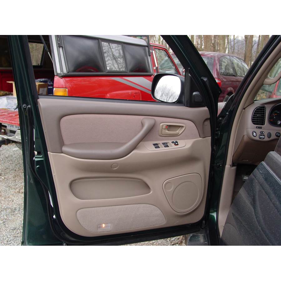 2005 Toyota Tundra Front door speaker location