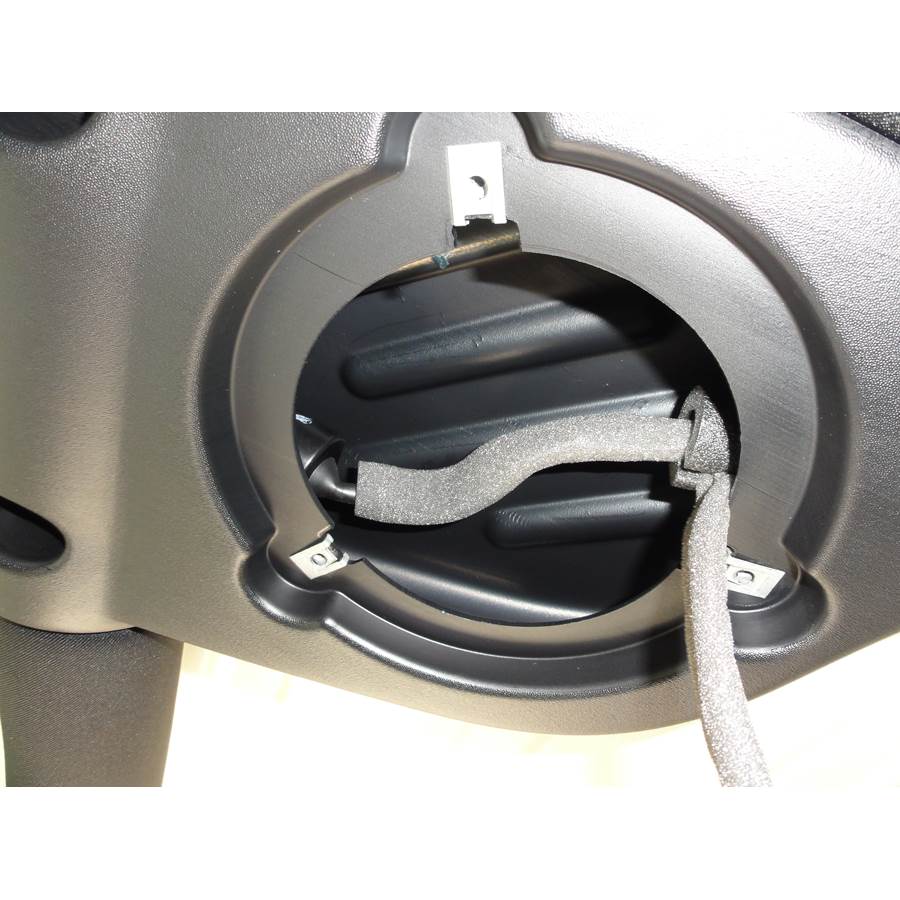 2013 Jeep Wrangler Unlimited Rollbar speaker removed