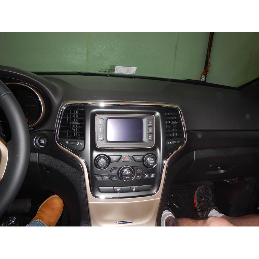 2016 Jeep Grand Cherokee Factory Radio