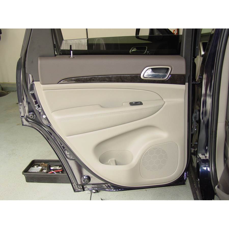 2011 Jeep Grand Cherokee Rear door speaker location