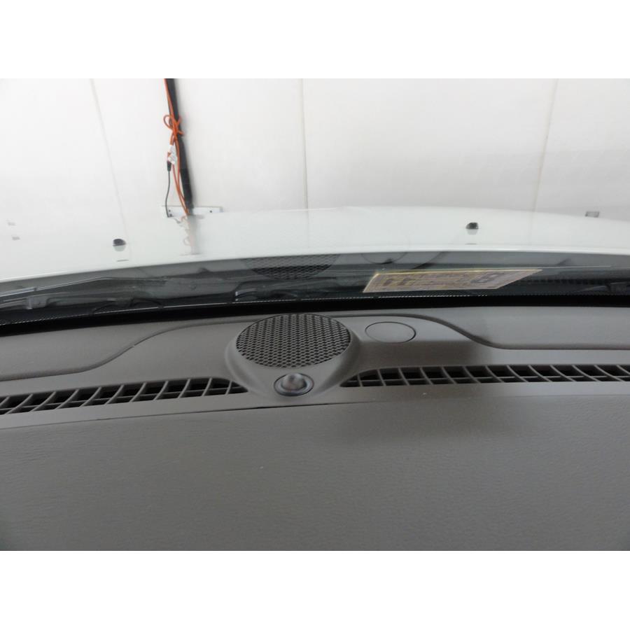 2013 Jeep Grand Cherokee Center dash speaker location