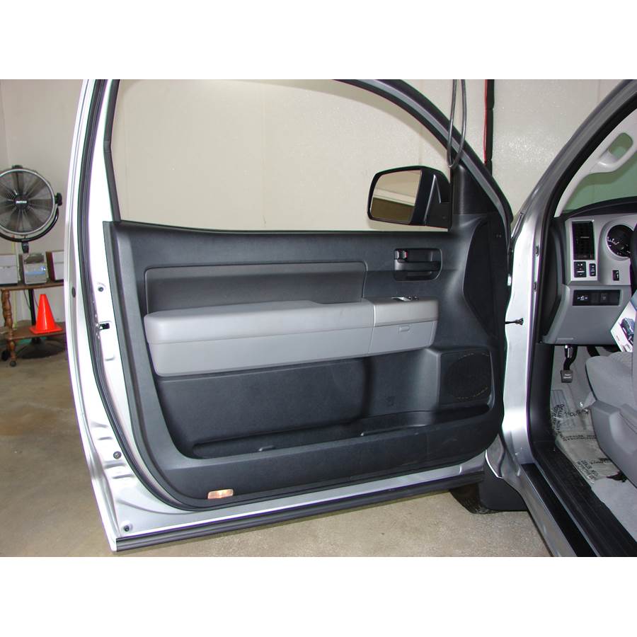 2012 Toyota Tundra Front door speaker location