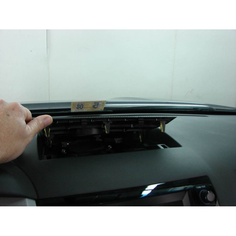 2019 Toyota Sequoia Center dash speaker location