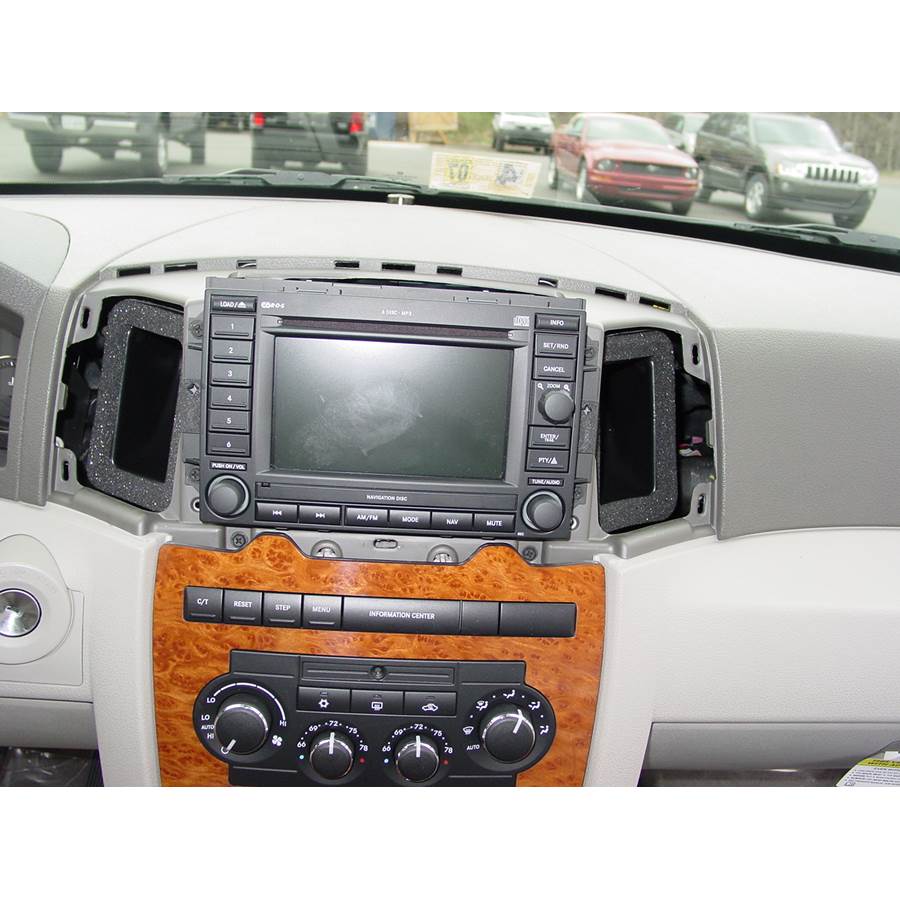 2005 Jeep Grand Cherokee Factory Radio