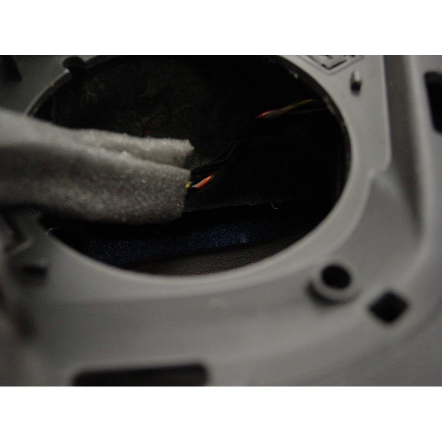 2005 Jeep Grand Cherokee Dash speaker removed