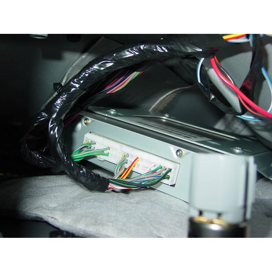 2009 Jeep Commander Factory amplifier