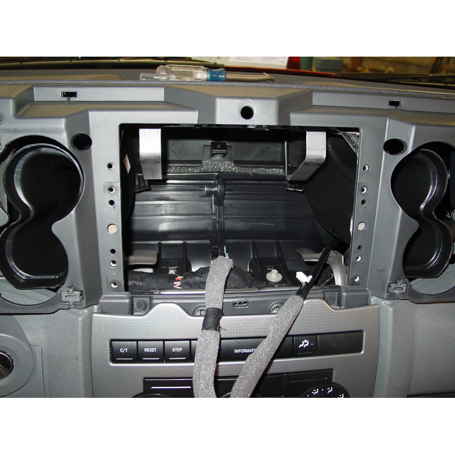 2007 Jeep Commander Factory radio removed