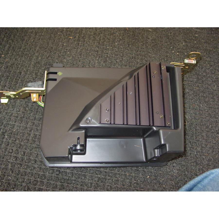 2004 Jeep Wrangler Factory amplifier