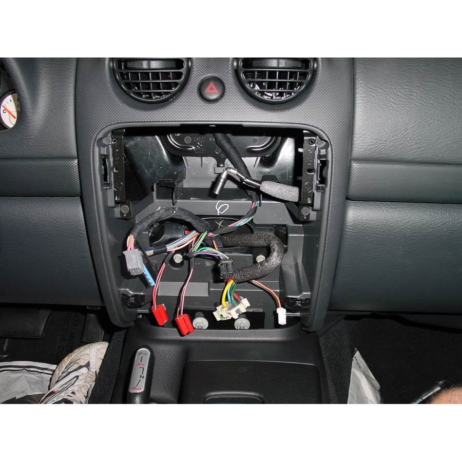 2006 Jeep Liberty Factory radio removed