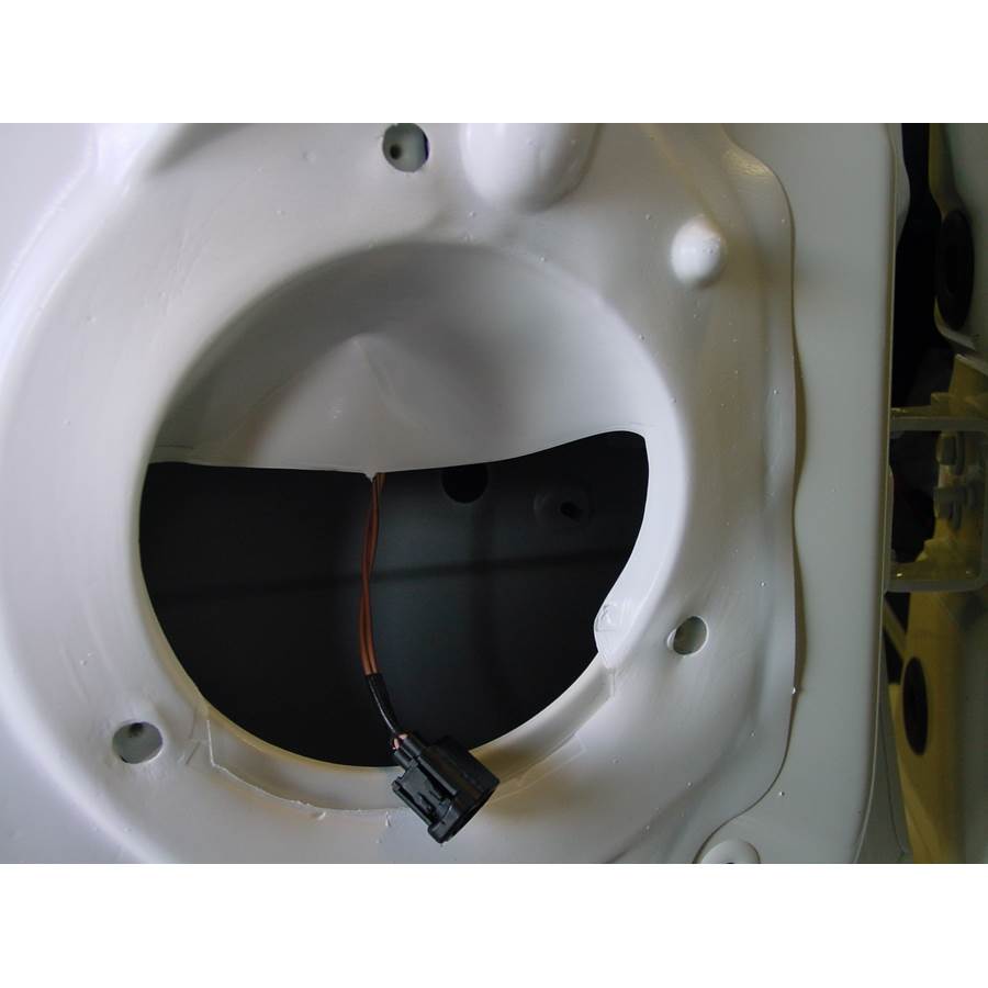 2006 Jeep Liberty Rear door speaker removed