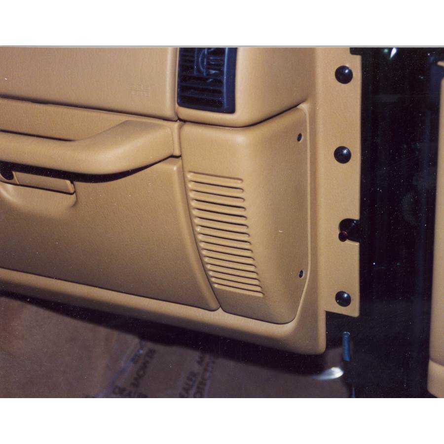 1998 Jeep Wrangler Dash speaker location