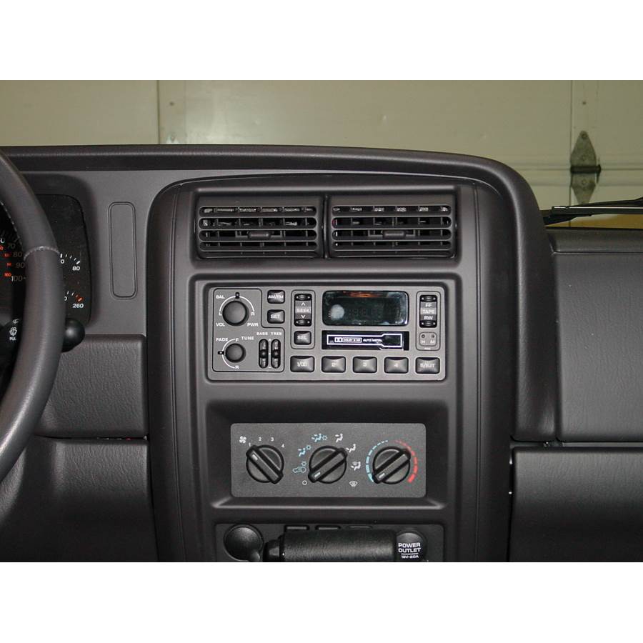1998 Jeep Cherokee Factory Radio