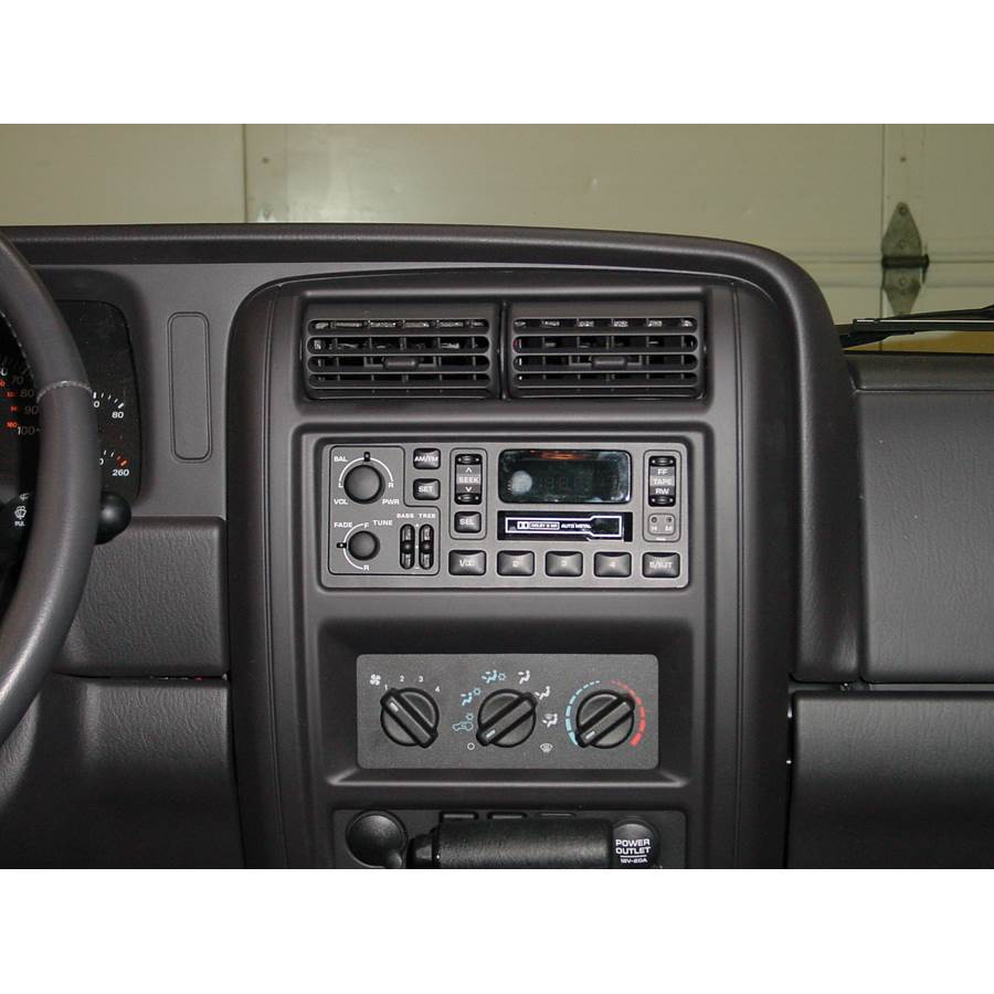 2001 Jeep Cherokee Factory Radio